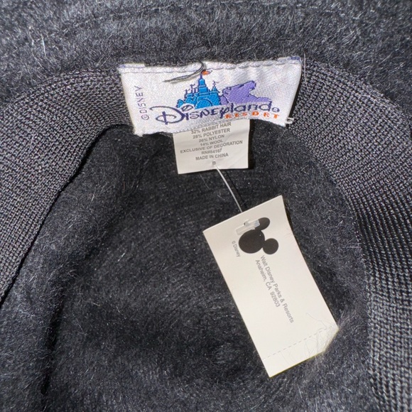 Disney Hat and Scarf Set-NWT Vintage-rabbit fur & wool blend - Picture 5 of 6
